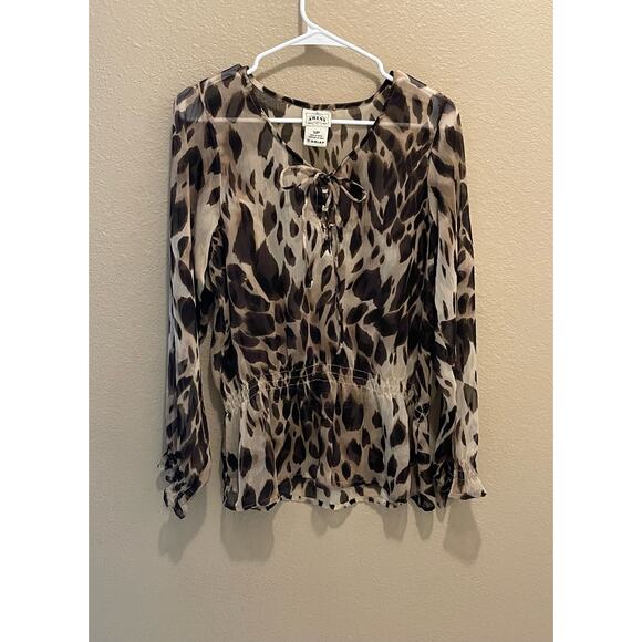 ARIAT Women’s  Sheer Brown Animal Print Blouse Elastic Cuff Waist Tunic Small - Picture 1 of 9